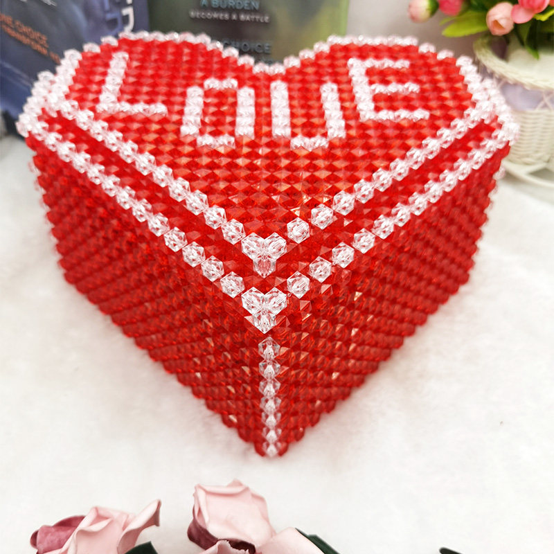 手工串珠love首饰盒大号红色爱心收纳盒成品化妆台装饰品摆件材料