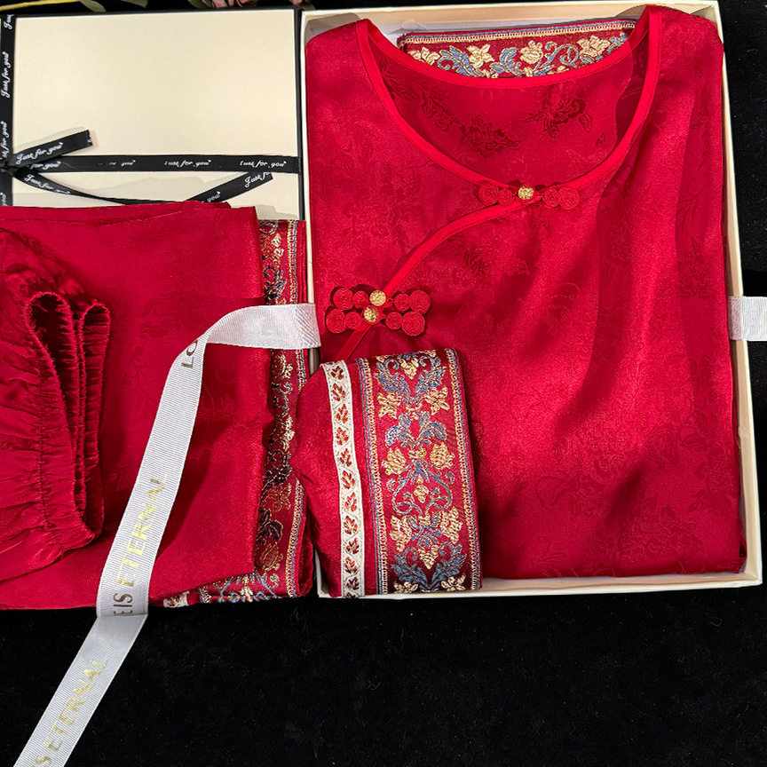 新中式风红色丝绸真丝睡衣红色本命年印花缎面刺绣送妈妈礼盒装