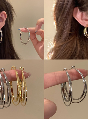 气质银色圈圈耳环女欧美轻奢高级感冷淡风素圈耳钉夸张显脸小耳饰