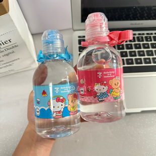 泰国711同款 Hellokitty矿泉水背带可爱随身瓶泰剧小瓶卡通300ml