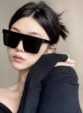 运动墨镜女复古连体超大框骑行眼镜防风防紫外线太阳镜男款显脸小