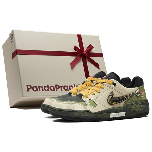 熊猫恶作剧圣诞节限定Nike板鞋
