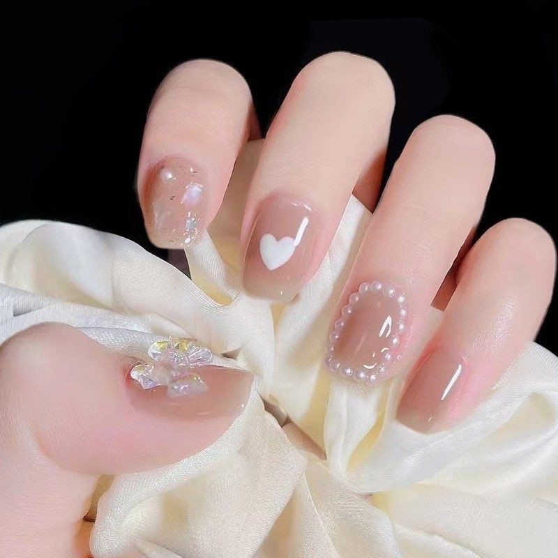 2026年新款儿童美甲穿戴甲感短款冰透贝壳蝴蝶24片假指甲贴片,彩妆/香水/美妆工具,美甲工具,淘宝优惠券,粉丝福利购,淘宝优惠卷