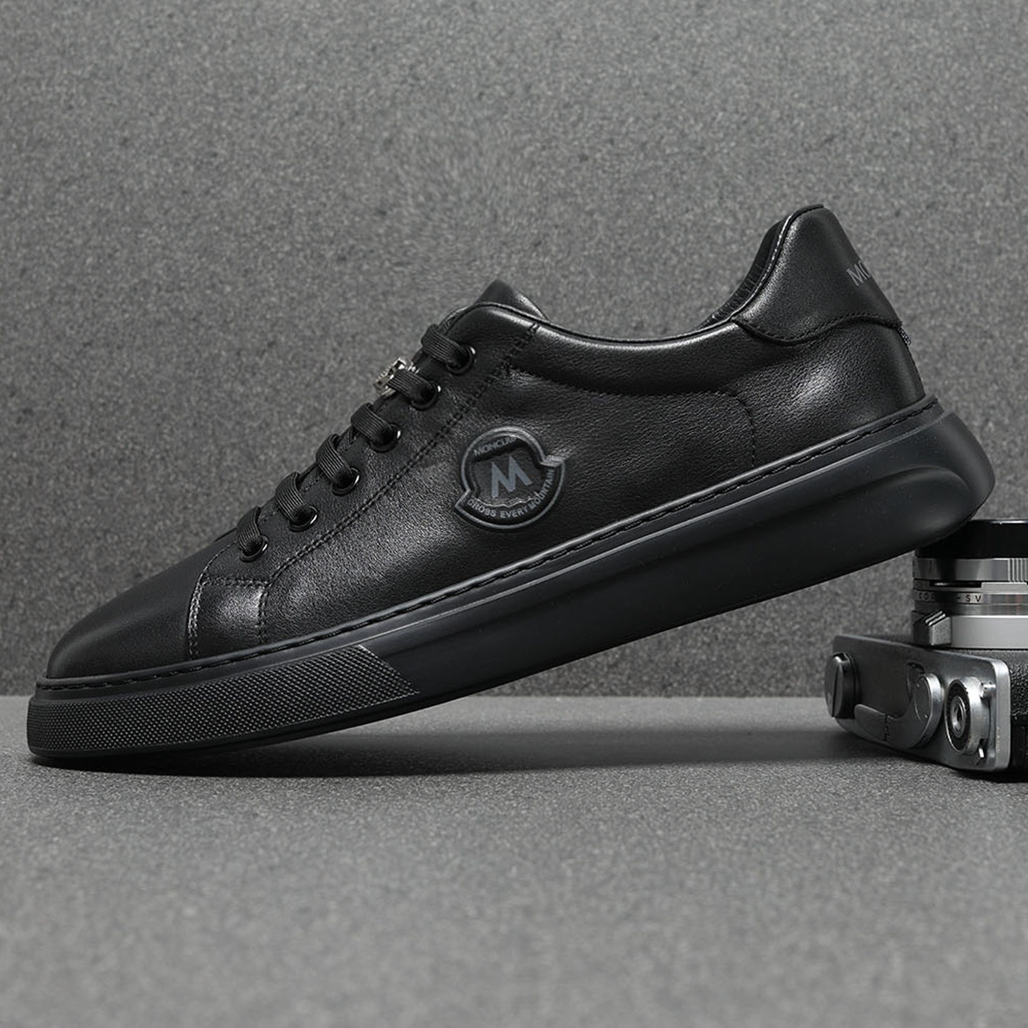 头层牛皮男鞋春季2026新款真皮休闲鞋男百搭软底黑色板鞋男款透气