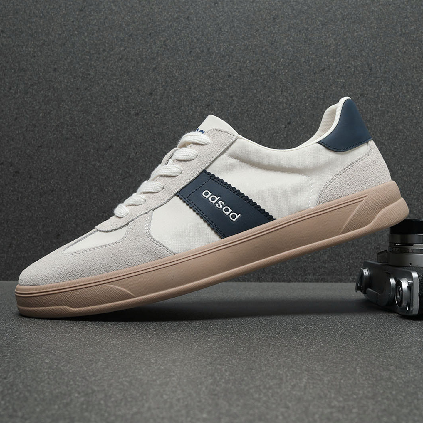 欧洲站男鞋春夏2026新款复古德训鞋男透气拼接休闲鞋软底板鞋男款