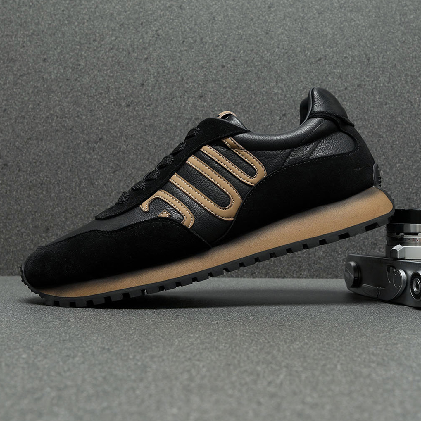 男鞋2025秋冬新款纯牛皮运动鞋男