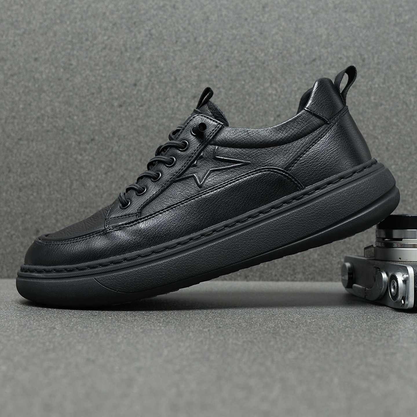 全牛皮男鞋2025新款冬季真皮休闲皮鞋男厚底轻便一脚蹬旅游鞋男款,流行男鞋,休闲皮鞋,淘宝优惠券,粉丝福利购,淘宝优惠卷