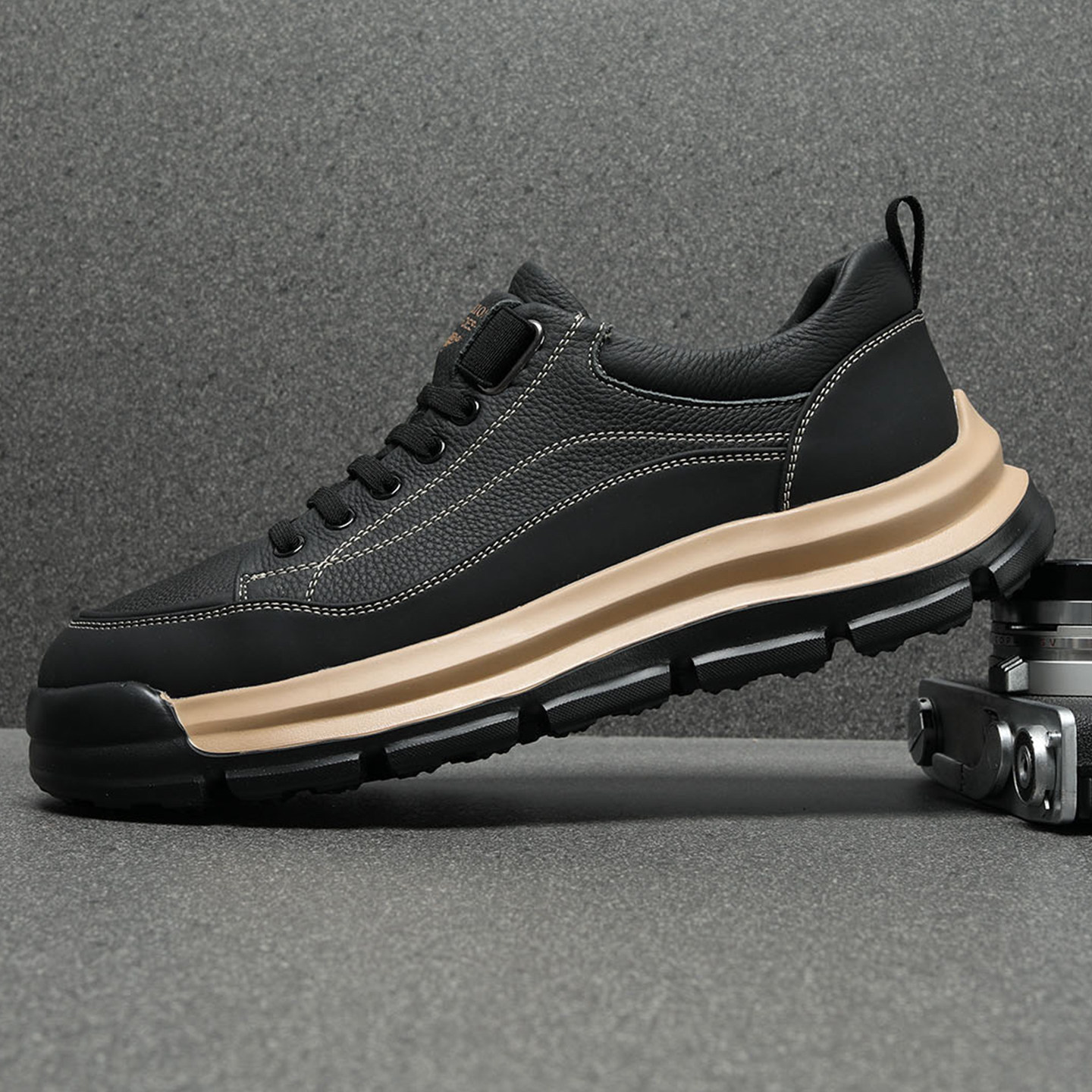 头层牛皮男鞋冬季2025新款真皮休闲鞋加绒保暖户外徒步二棉鞋男款