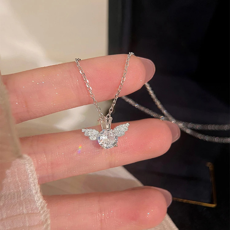 钛钢项链 天使之翼不掉色超闪水晶锆石轻奢设计感高级小众锁骨链图片