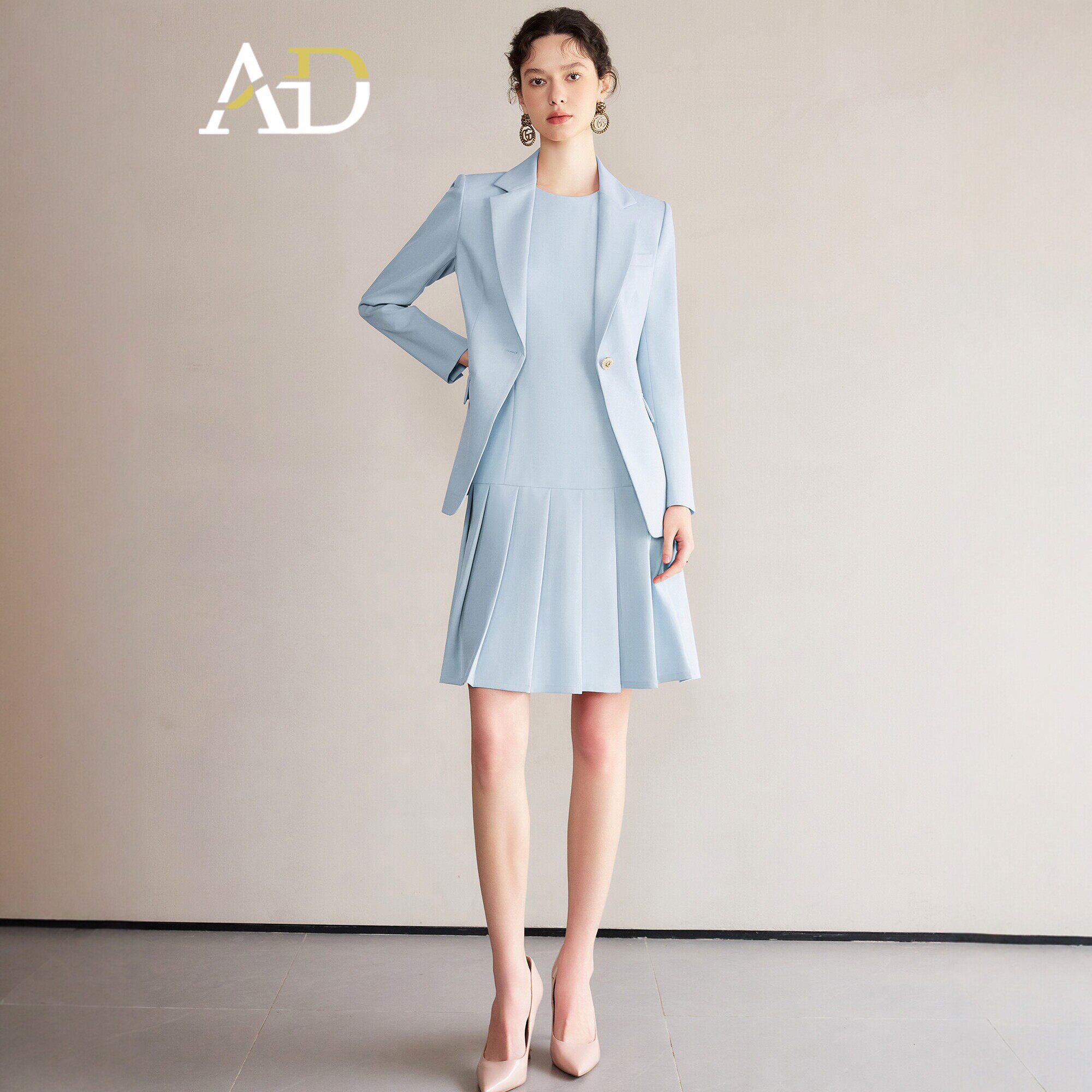 AD大码浅蓝色春职业装两件套礼服