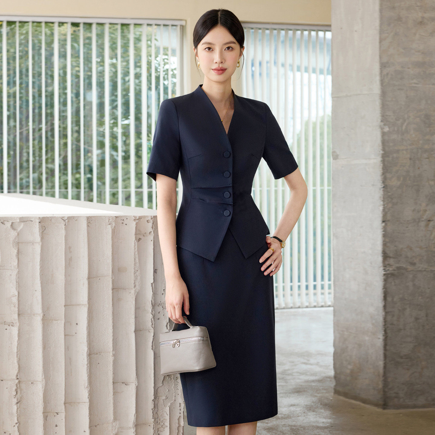 渐变色高级感短袖职业西装套裙女夏季薄款时尚气质工作服两件套