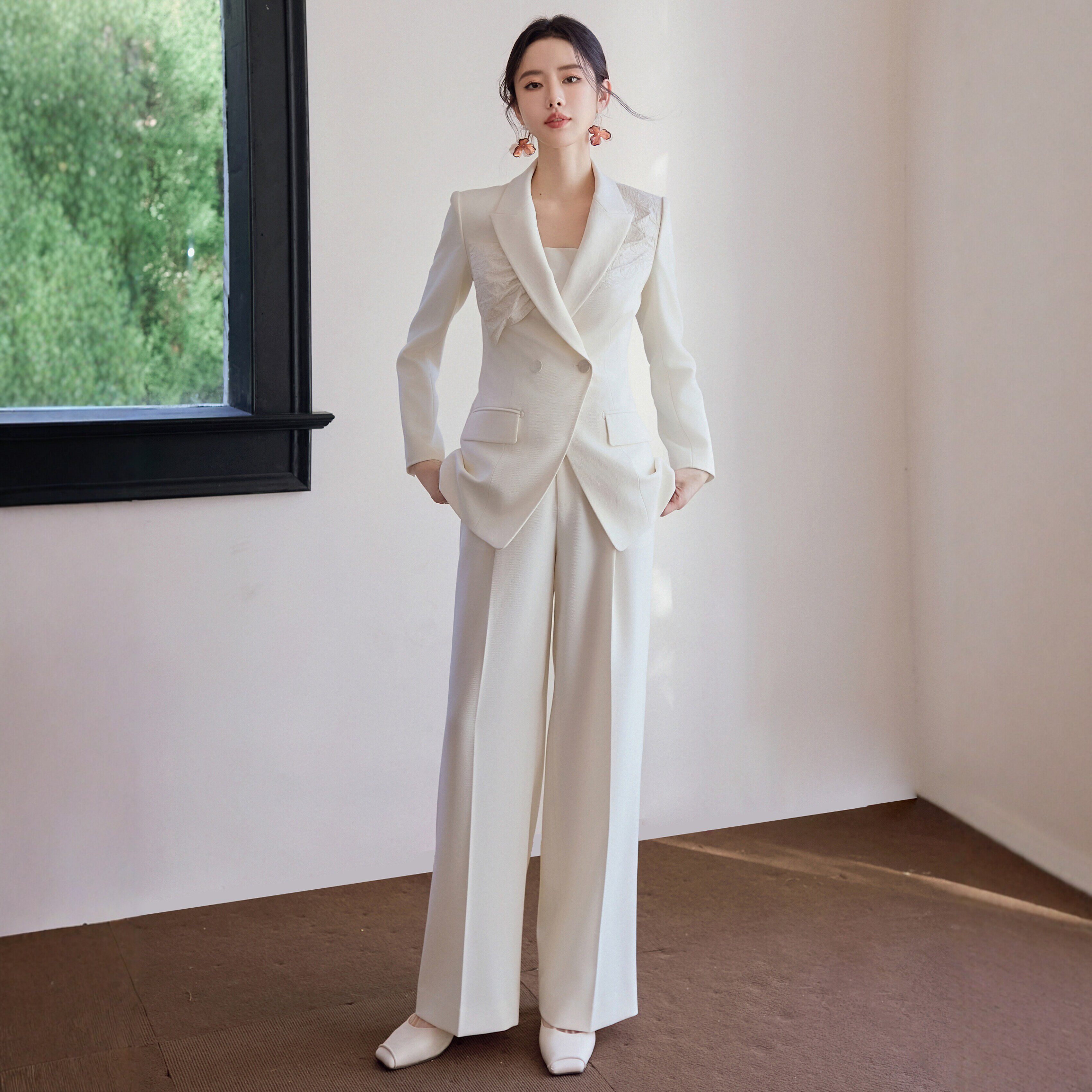 宴会礼服白色西装套装女气质正装