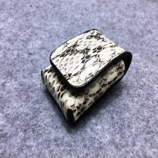 DIY手工黑白蛇皮真皮打火机皮套定制高端个性腰挂皮具保护套