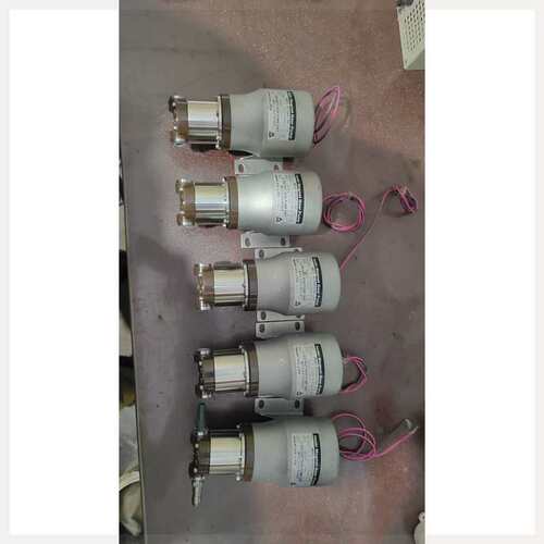 议价易威奇Iwaki齿轮泵MDG-R2BB24H-22共5台