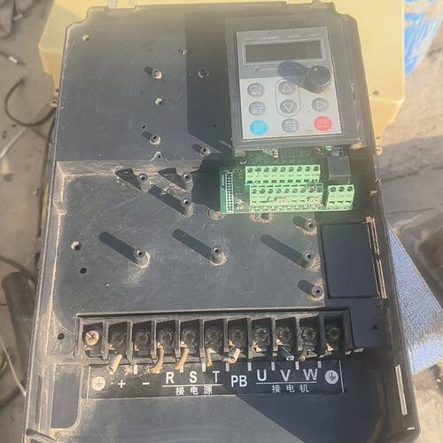 议价变频器LC400A-11G/15PLC400A-7.5G/11PLC400A-15G/18.5P