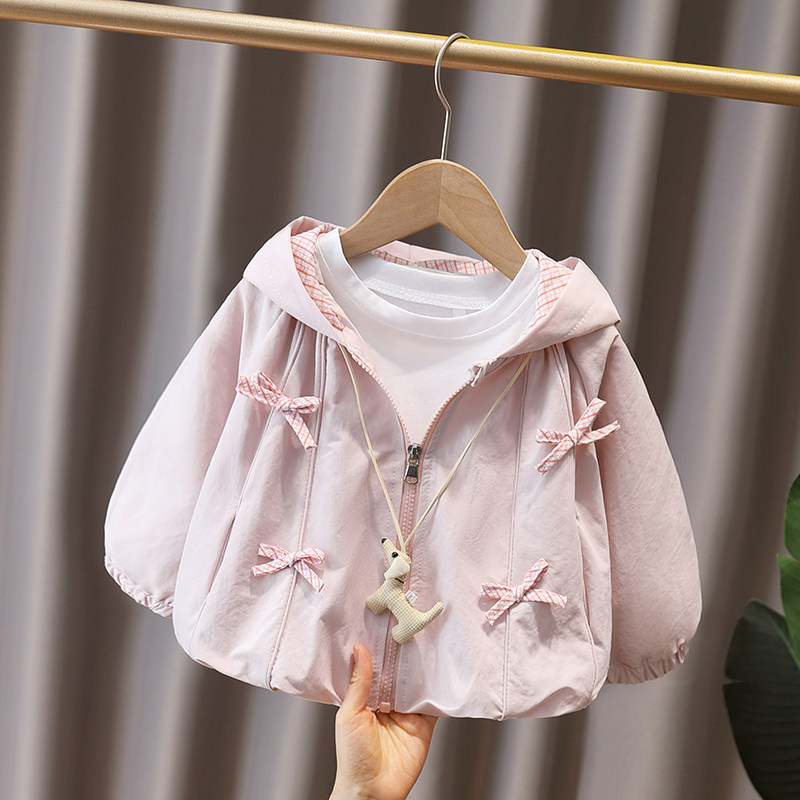 女童外套春装2026女宝宝连帽上衣洋气小公主蝴蝶结粉色春秋外出服