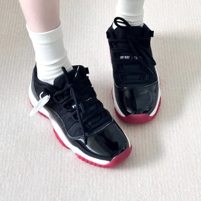 耐克低帮耐磨休闲运动鞋