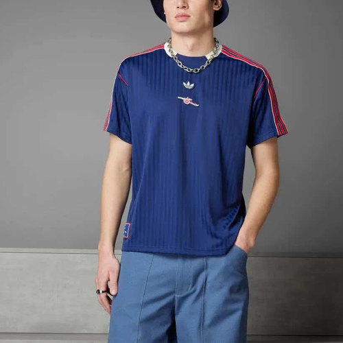 阿迪达斯男女款经典百搭休闲短袖