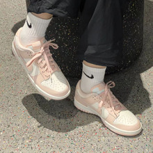 Nike/耐克Dunk Low女款低帮防滑耐磨舒适休闲运动板鞋IH7353-010