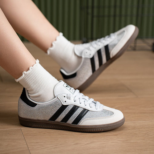 adidas阿迪达斯德训鞋