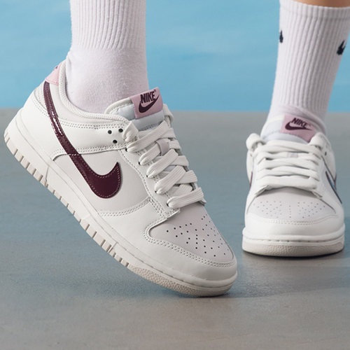 耐克女子低帮耐磨休闲鞋