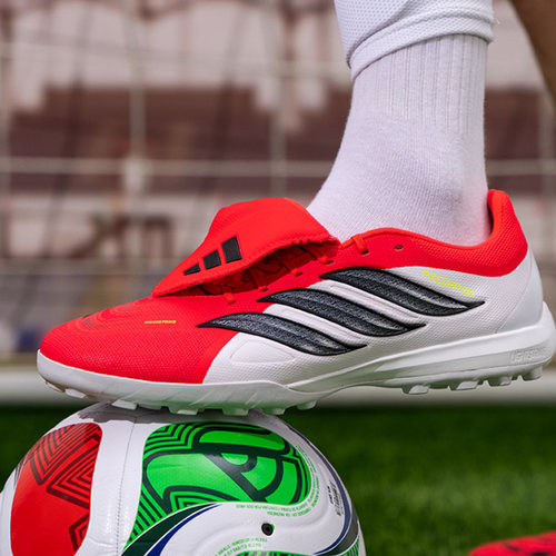 阿迪达斯男女同款舒适百搭足球鞋