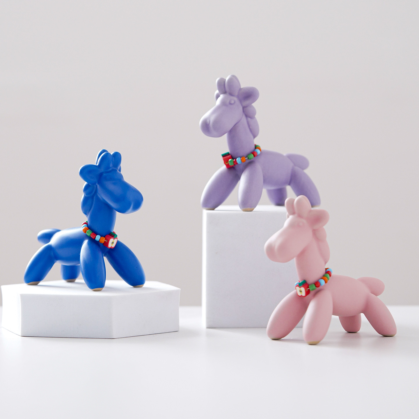 国风文创可爱陶瓷气球马摆件