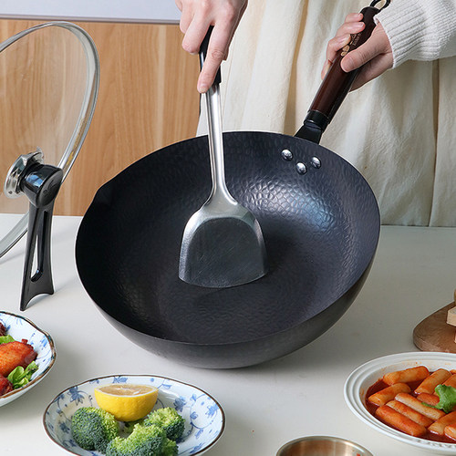 韩国铁锅炒锅无涂层家用木柄炒菜