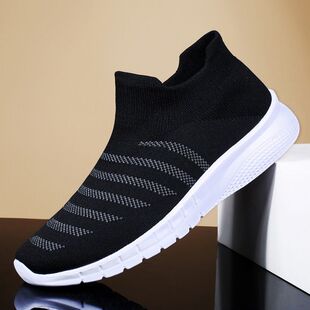 春夏季 户外袜子鞋 飞织网布鞋 透气运动鞋 男 时尚 轻便旅游健步鞋 大码