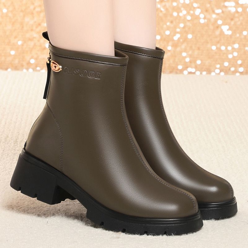 简约高级粗跟小短靴厚底切尔西靴女软皮秋冬季女鞋防水台靴子
