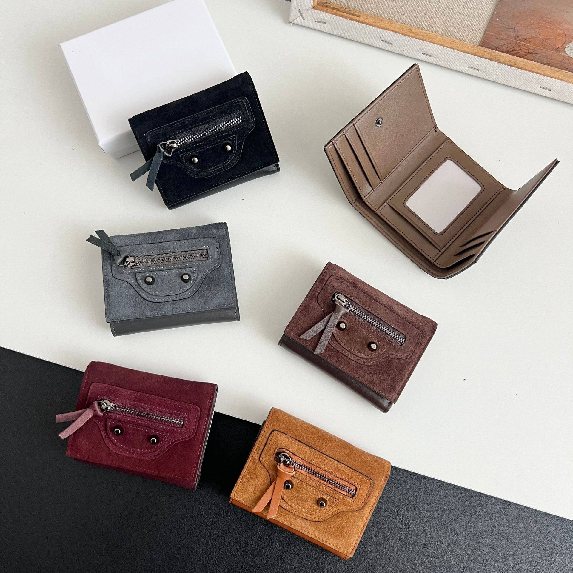 磨砂皮真皮机车短款钱包女复古柳钉短夹大容量搭扣三折零钱包卡包,箱包皮具/热销女包/男包,钱包,淘宝优惠券,粉丝福利购,淘宝优惠卷