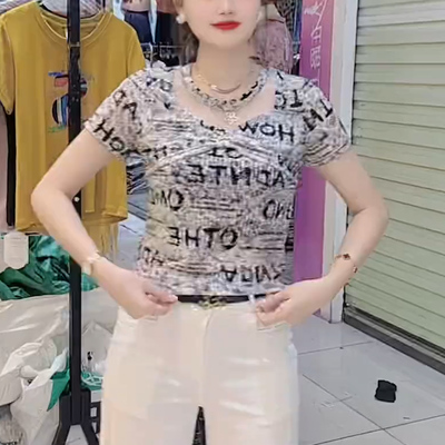 夏季洋气减龄网纱拼接短袖T恤女