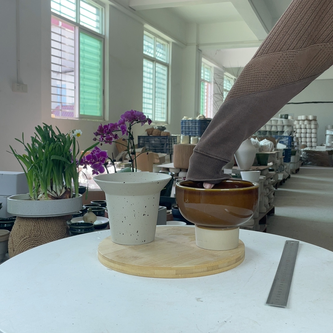 微瑕墨点杯型+焦糖色高脚碗花盆有孔,鲜花速递/花卉仿真/绿植园艺,花盆,淘宝优惠券,粉丝福利购,淘宝优惠卷