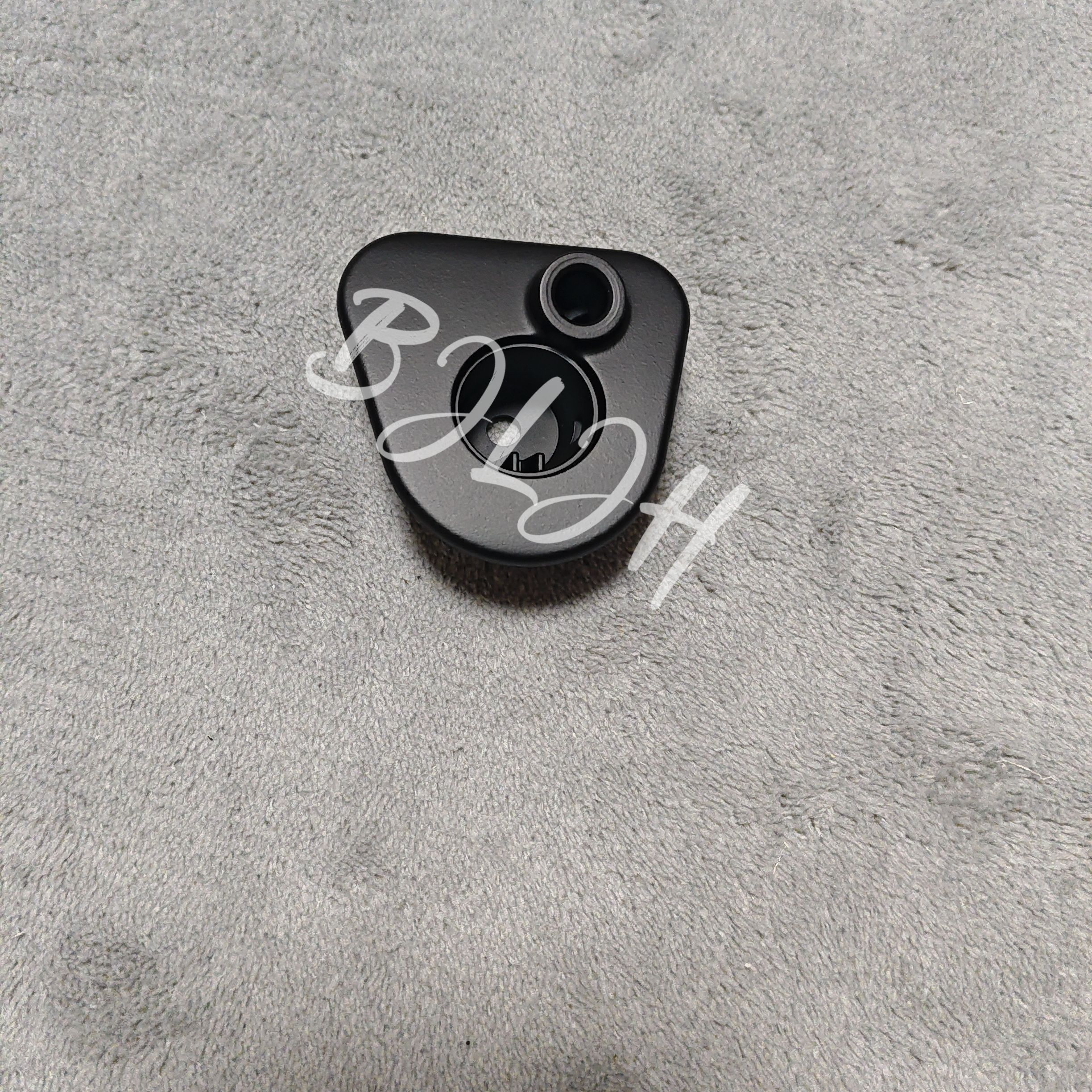 适用于法拉利GTC4尾盖固定支架