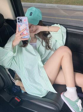 韩国条纹绿色衬衫女夏季薄款宽松韩版设计感小众衬衣长袖外套上衣