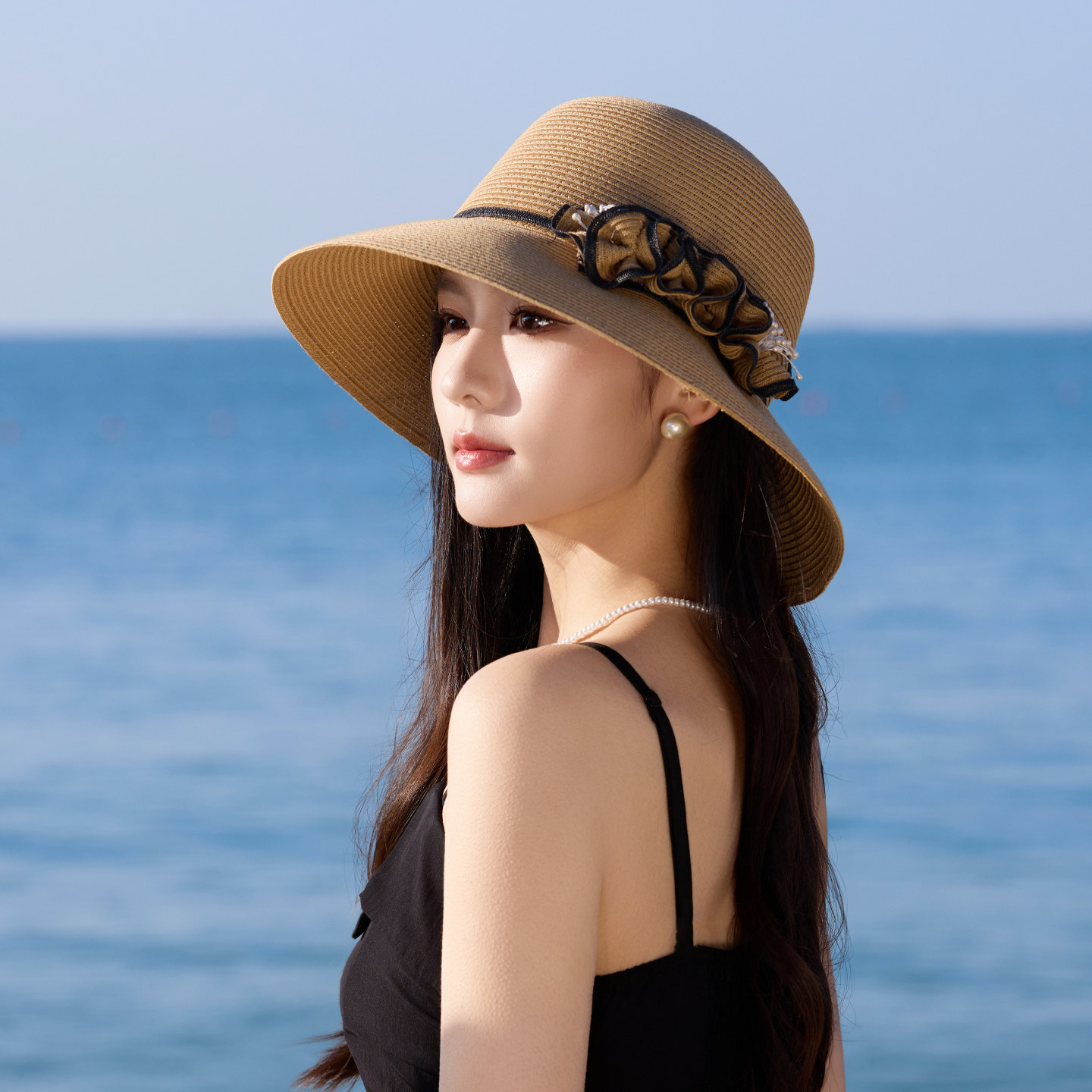 赫本风草帽女2026夏款大檐海边遮太阳防晒时尚优雅渔夫帽子可折叠