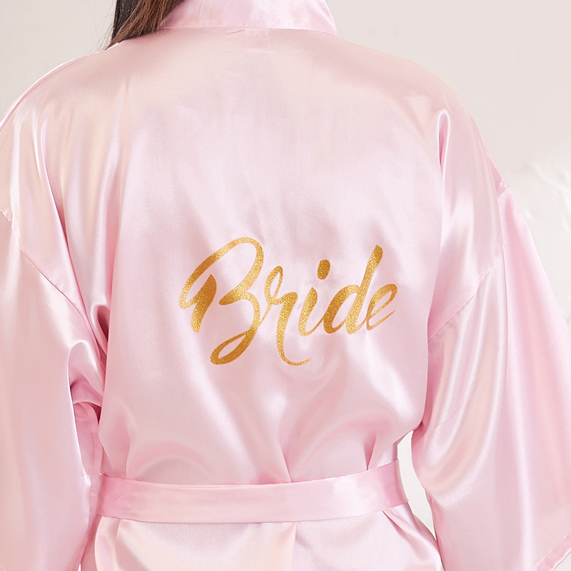 跨境爆款2019Bride新娘晨袍婚礼伴娘伴手礼结婚化妆印花真 丝睡袍|ruв категории фестиваль товаров/подарок, характер/порез/наклейка - от Buy2taobao.com для оказания профессиональной услуги покупки агента Taobao