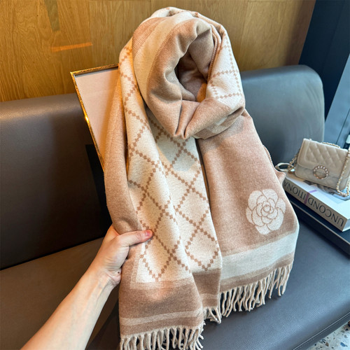 小香山茶花仿羊绒围巾外搭披肩女