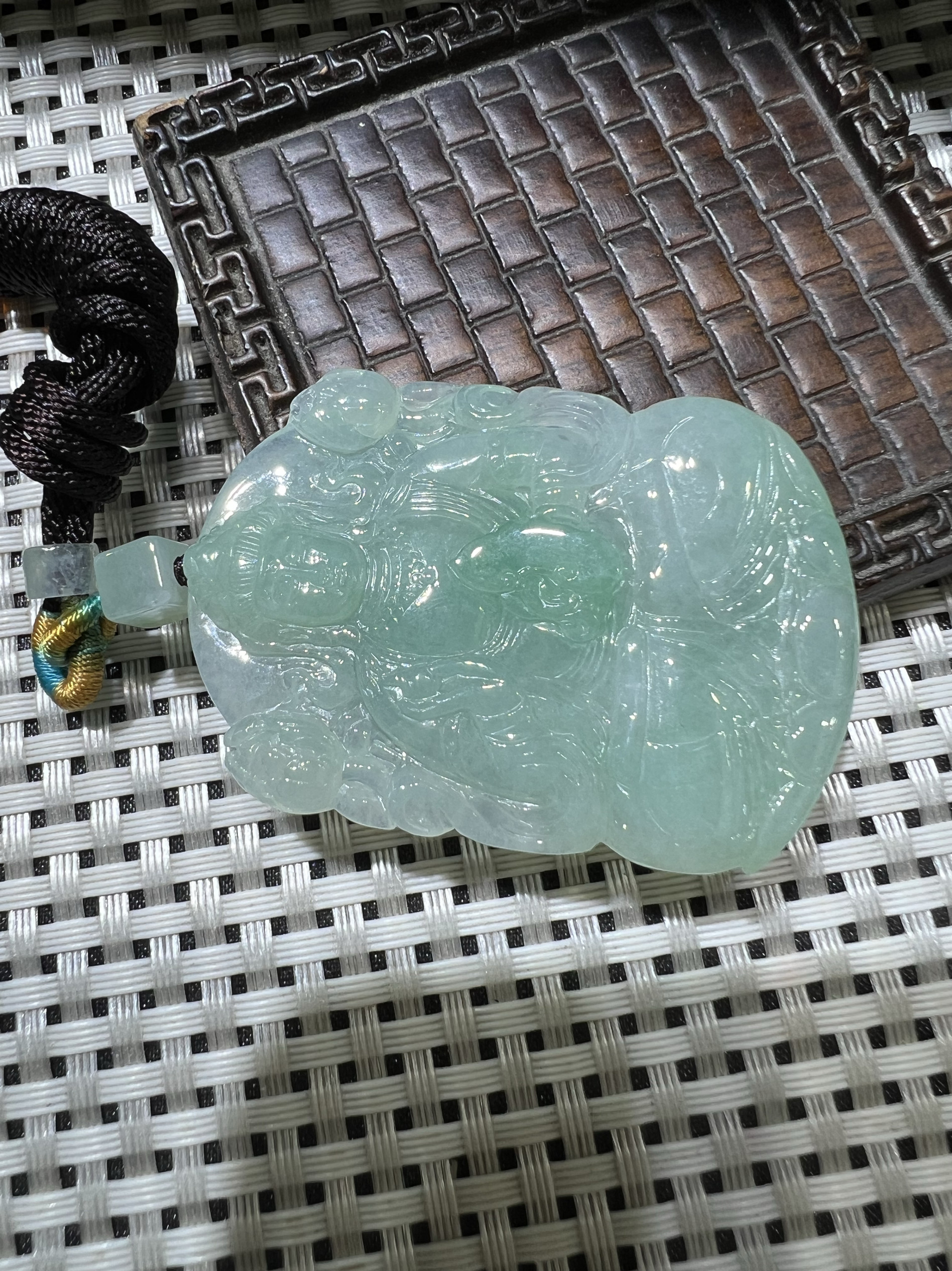 L天然缅甸翡翠A货老坑冰糯晴底晴绿双莲花观音牌子挂件玉石男款