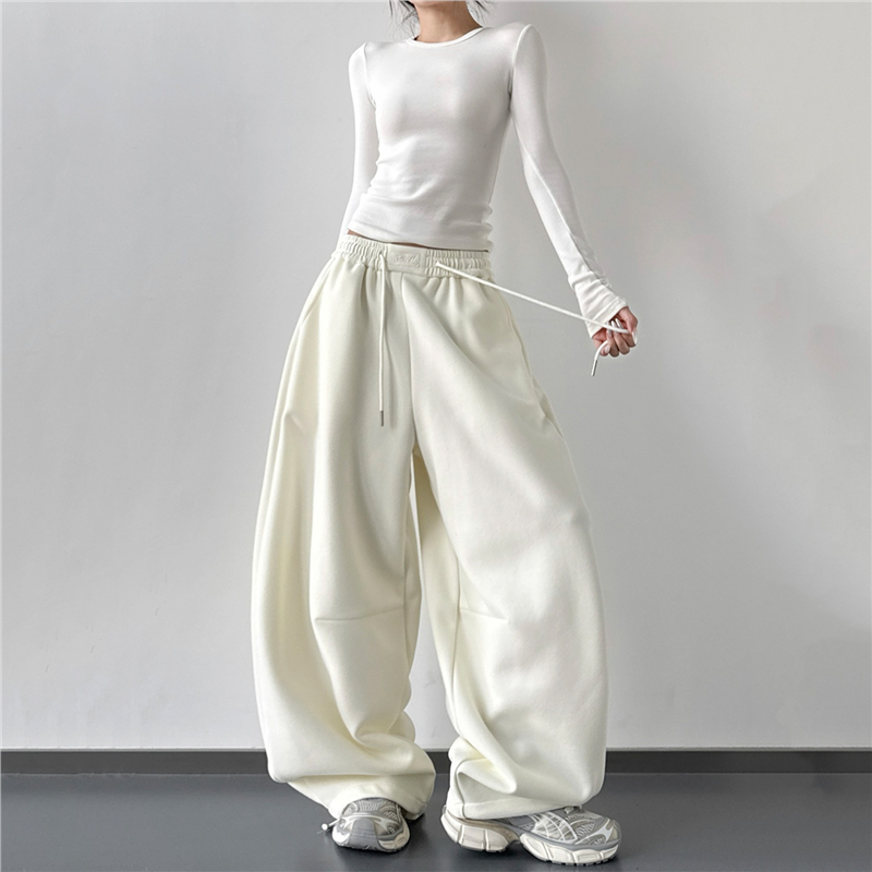 文恭子米色秋冬复古休闲女2025春秋季新款宽松显瘦百搭直筒阔腿裤