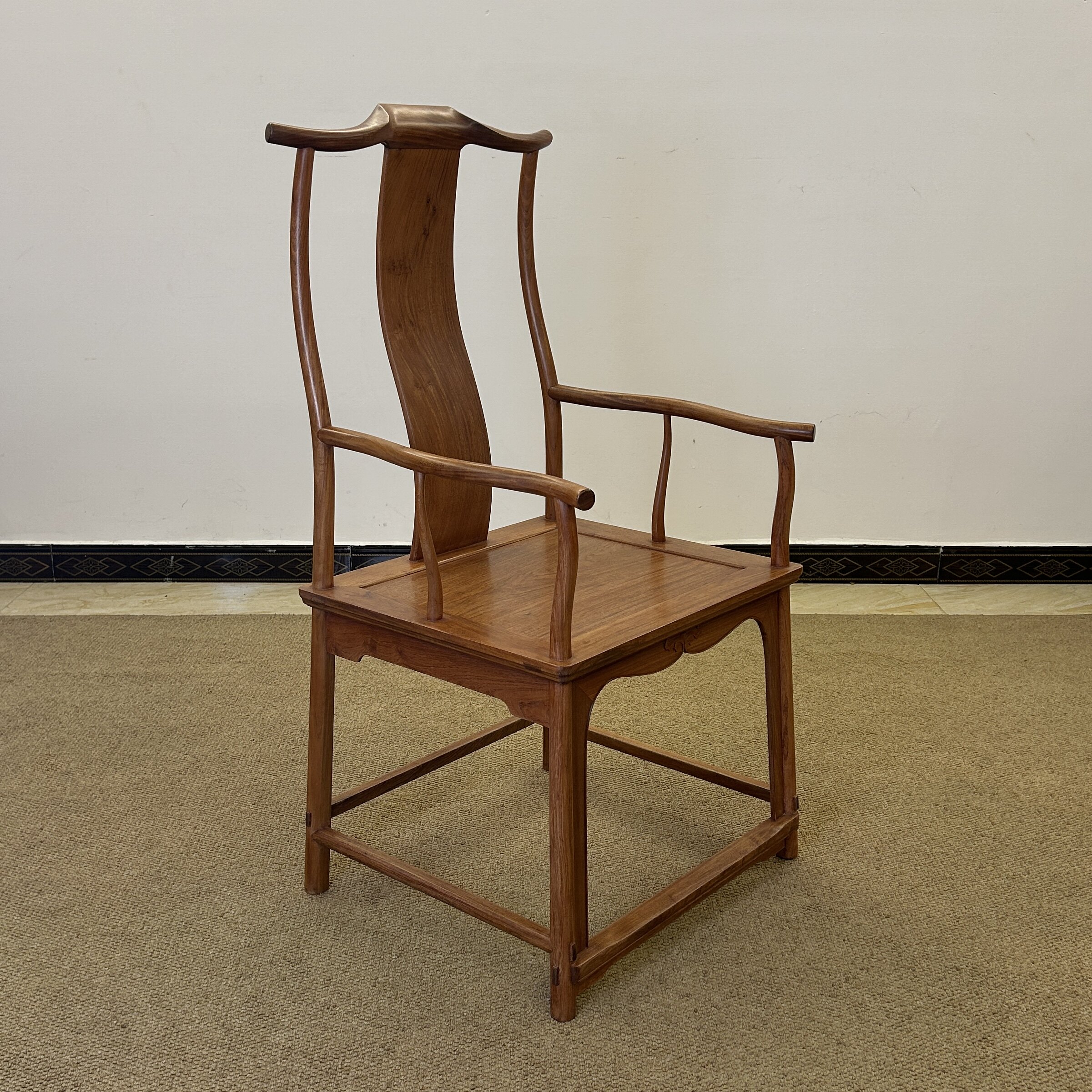 缅甸花梨大果紫檀四出头官帽椅 明式全榫卯书房茶桌实木主人椅