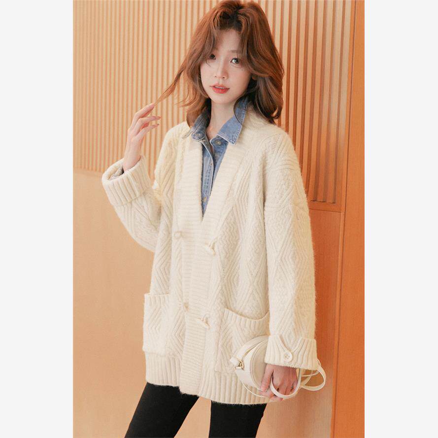 小谷粒高级感红色毛衣女外套2024年春装新款减龄针织开衫时尚上衣