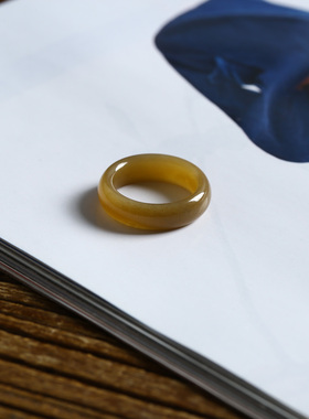 11号戒指 和田玉糖料糖玉泥鳅背圆弧素圈指环 539