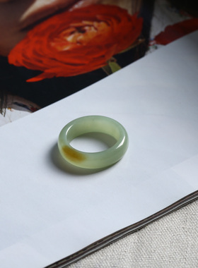 18号戒指 新疆和田玉黄口料糖黄玉圆弧素圈指环 5002