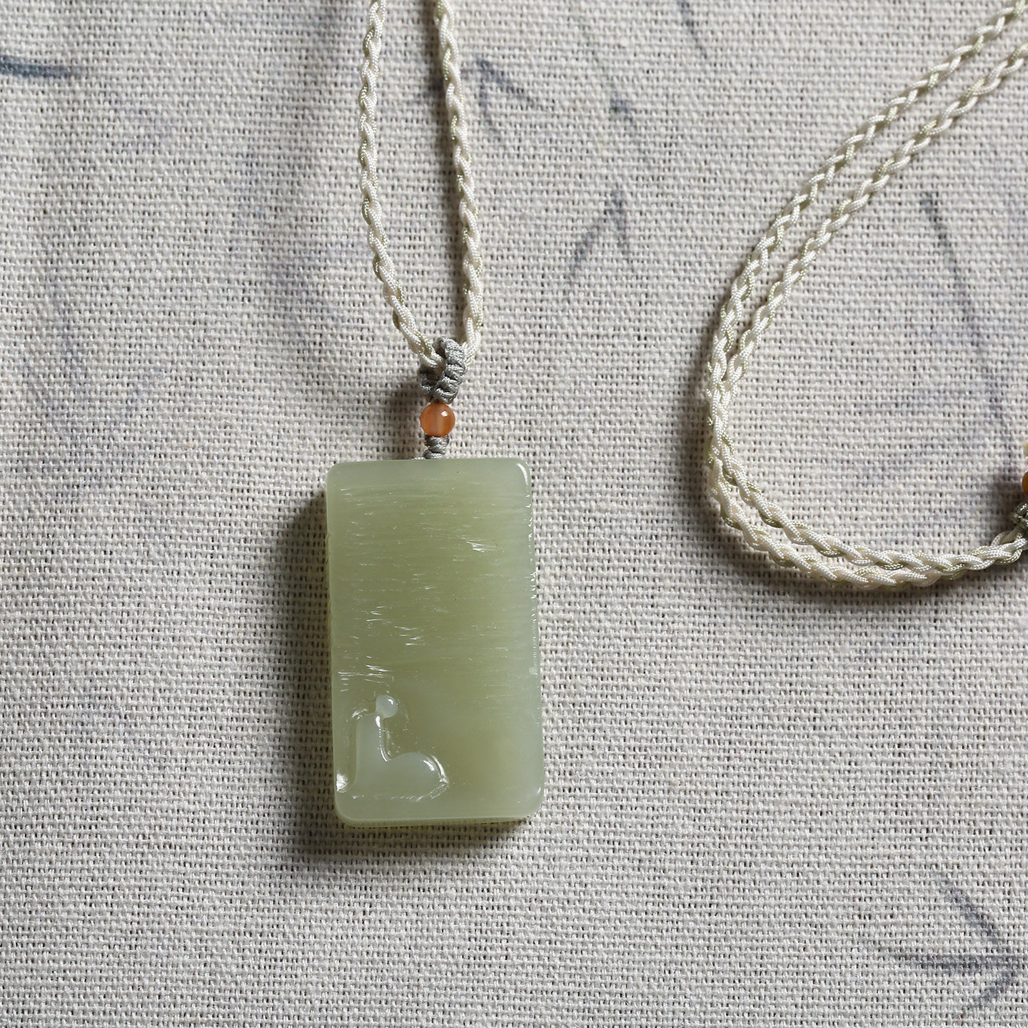 悟道玉牌 和田玉晴水青白纯手工雕刻 玉石挂件 8374