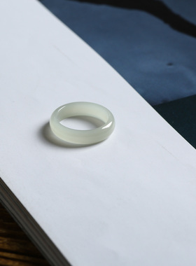 12号戒指 和田玉青白薄款窄条泥鳅背素圈指环 2889