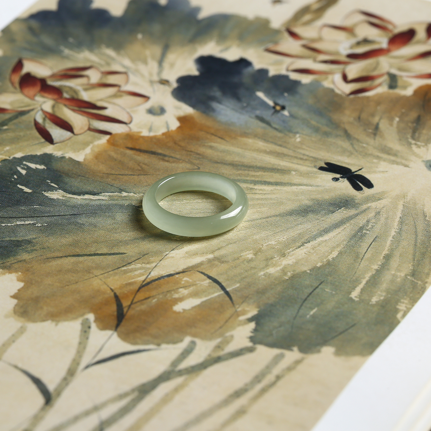 13号戒指 和田玉晴水青白窄条泥鳅背圆弧素圈指环 6014