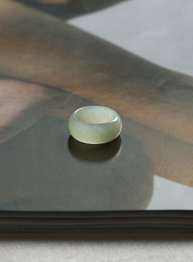 直径12mm 和田玉青白小尺码素圈锁骨吊坠 跑环 8492