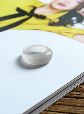 14号戒指 和田玉烟紫馒头款指环 4655