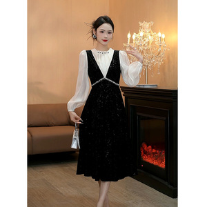 2026新款秋季法式撞色设计感细闪A字连衣裙时尚拼接女士潮流长袖